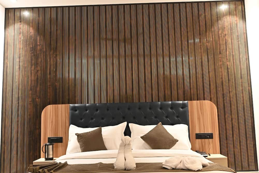 Troy Resorts and Wellness