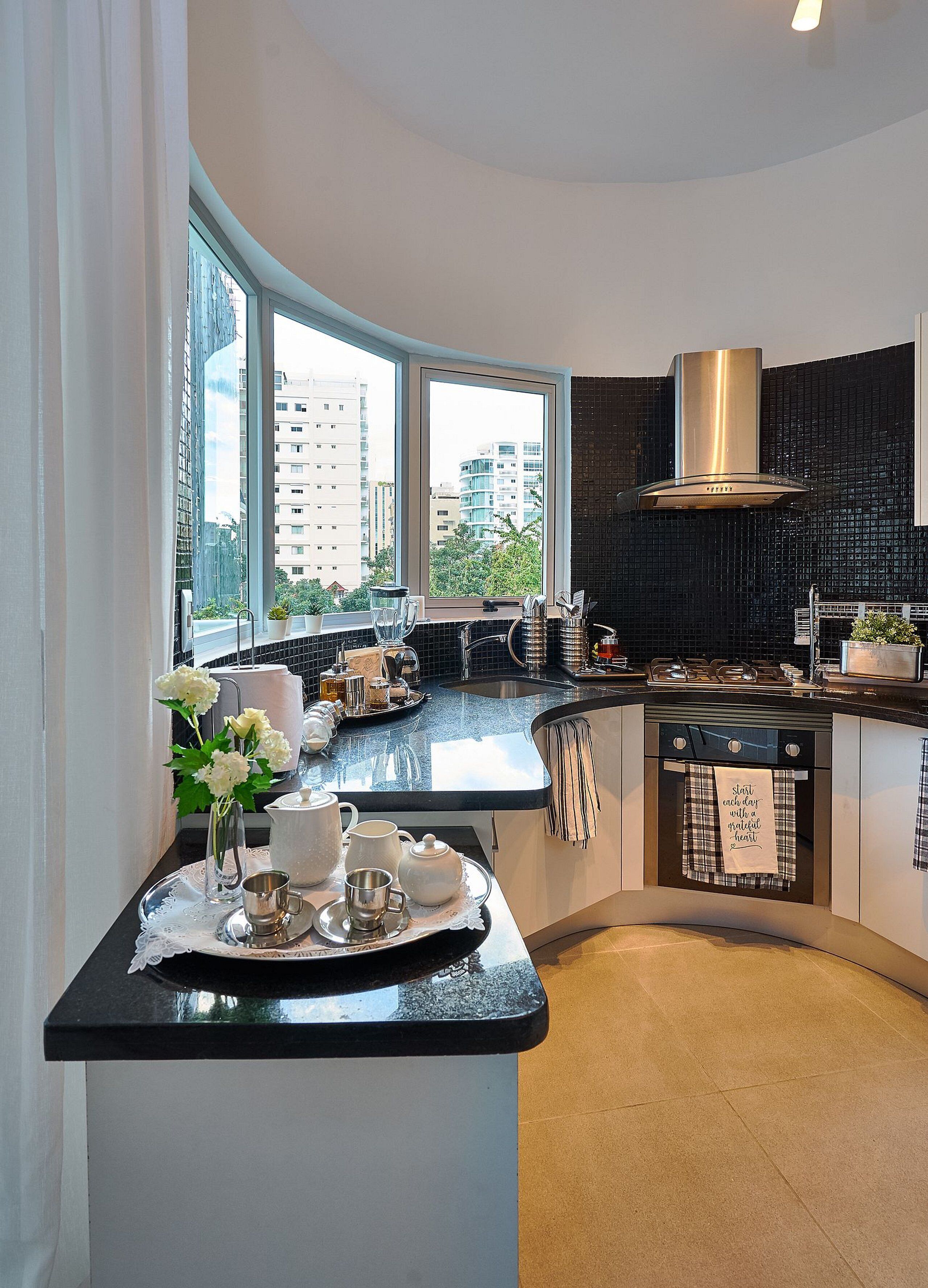 Superior Apartment | Private kitchen | Full-size fridge, microwave, oven, stovetop