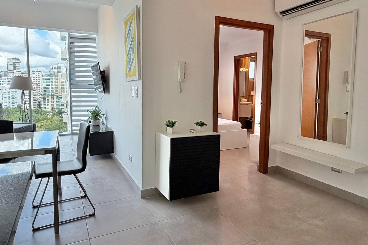 Apartment | In-room safe, blackout drapes, iron/ironing board, free WiFi