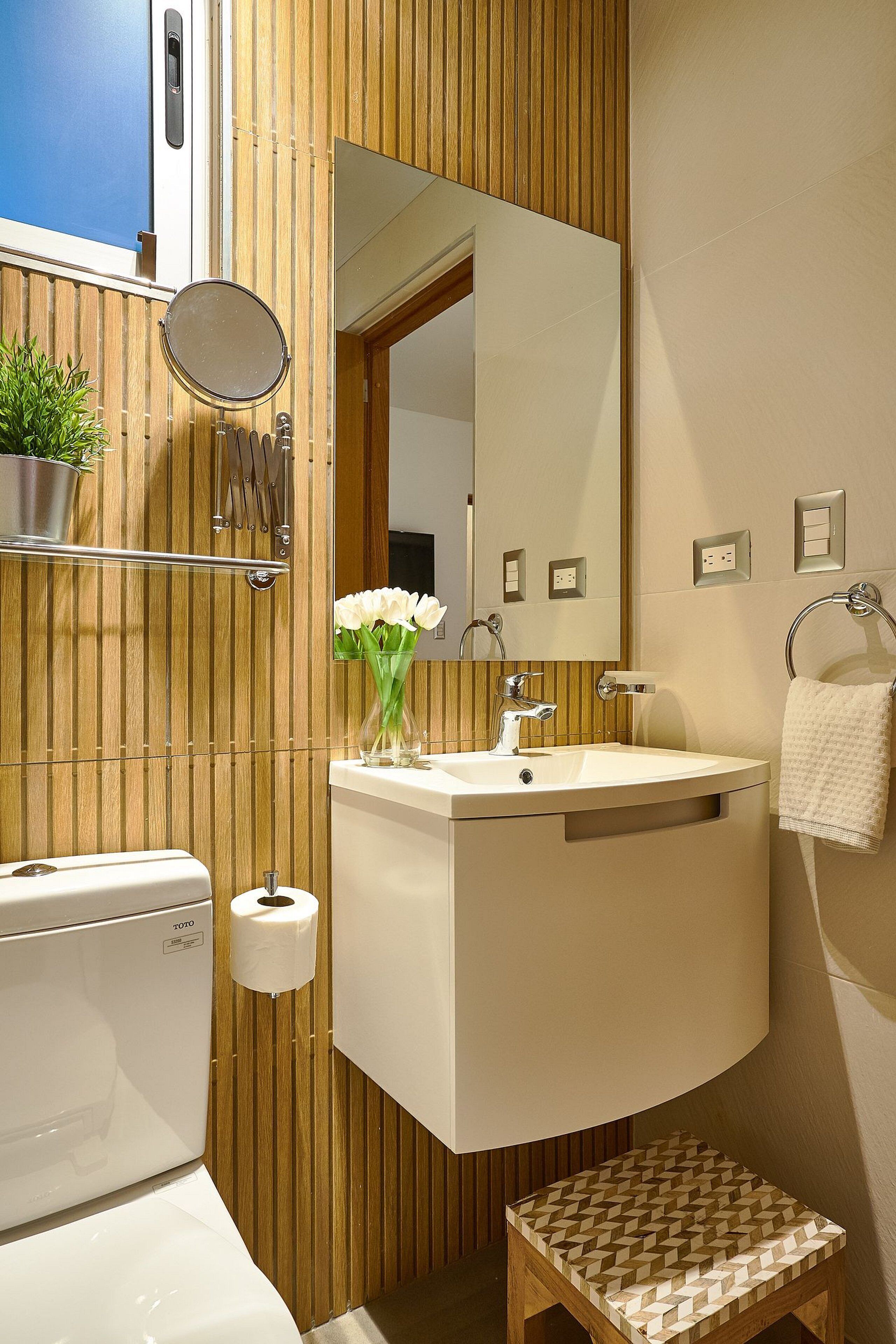 Leilighet – superior | Bad | Dusj, toalettartikler (inkludert), hårføner og håndklær