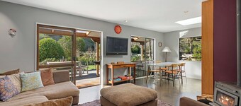 Brook Beauty - Nelson Holiday Home