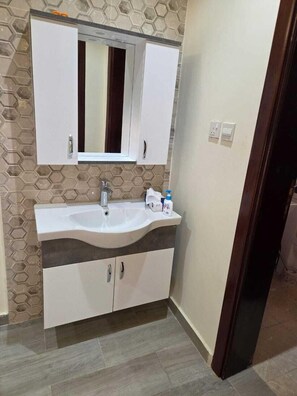 Bathroom - Palm Square MED (Madinah)