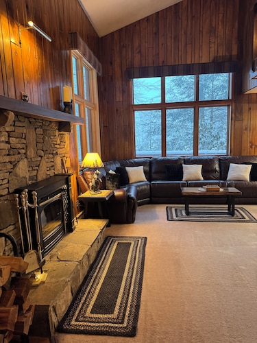 Cozy Camp Hope Lake Lodge with the lifts and slopes nearby to be ski in and out.