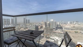 Luxury Apartment, Balcony, Park View | Balcony