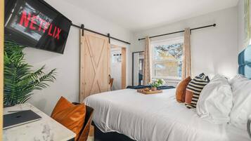 Vauvan matkasänky, Wi-Fi, vuodevaatteet