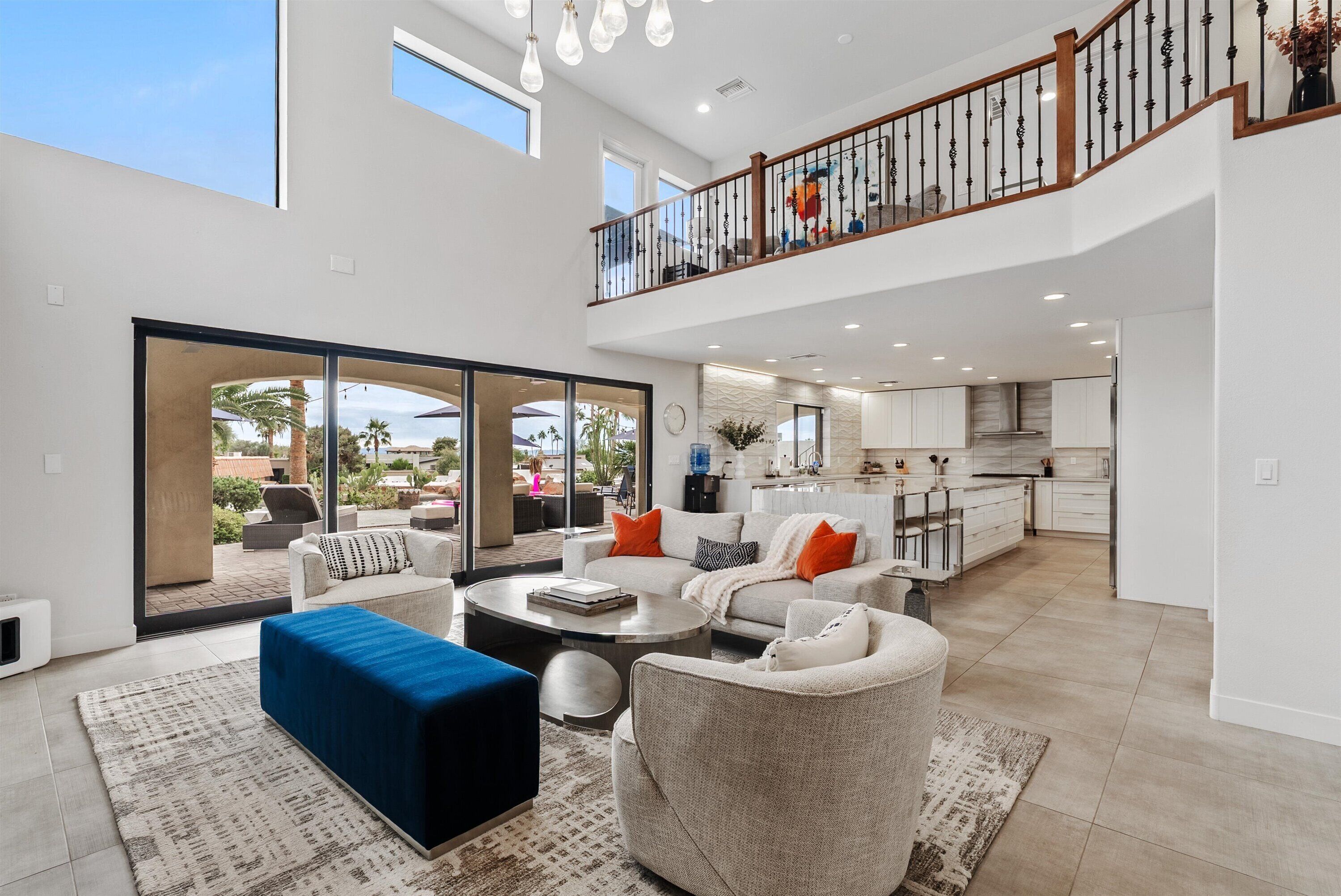 Smart TV, books, stereo, printers