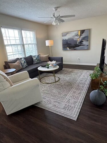 Spacious 4BR Home with Game Room