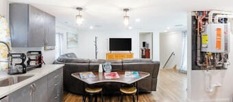 Fresh 2BR Duplex Pets Welcome