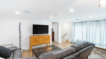 House (2 Bedrooms) | Floor plan