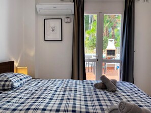 Apartment - Apartment in Nerja With Stunning Sea Views (Nerja)