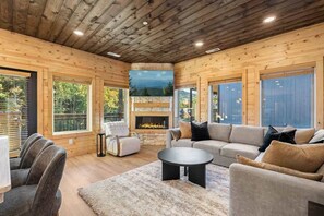 TV, fireplace, video games, table football - 3BR Smokies Fairway | Hot Tub, Arcade & Rooftop (Pigeon Forge)
