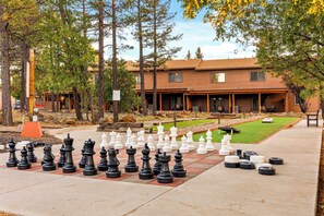 Property grounds - Pine-Sta. Fe Upper by Roundhouse Resort and Spa (Pinetop Country Club)