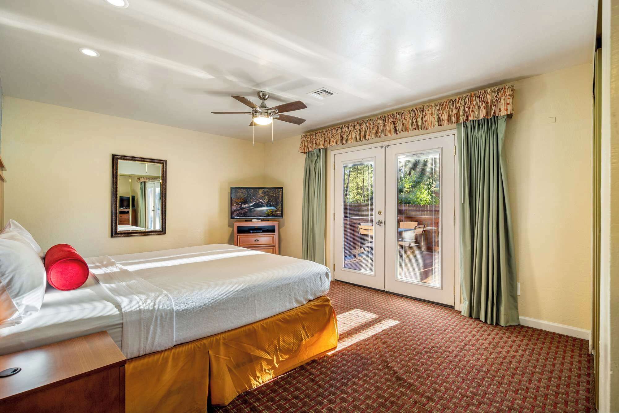 1 bedroom, iron/ironing board, WiFi, bed sheets