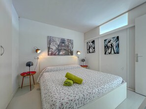 Apartamento | 2 quartos, ferros/tábuas de passar roupa