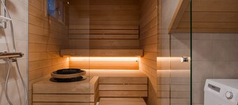 Villa Kuura A8 by Aavalevi
