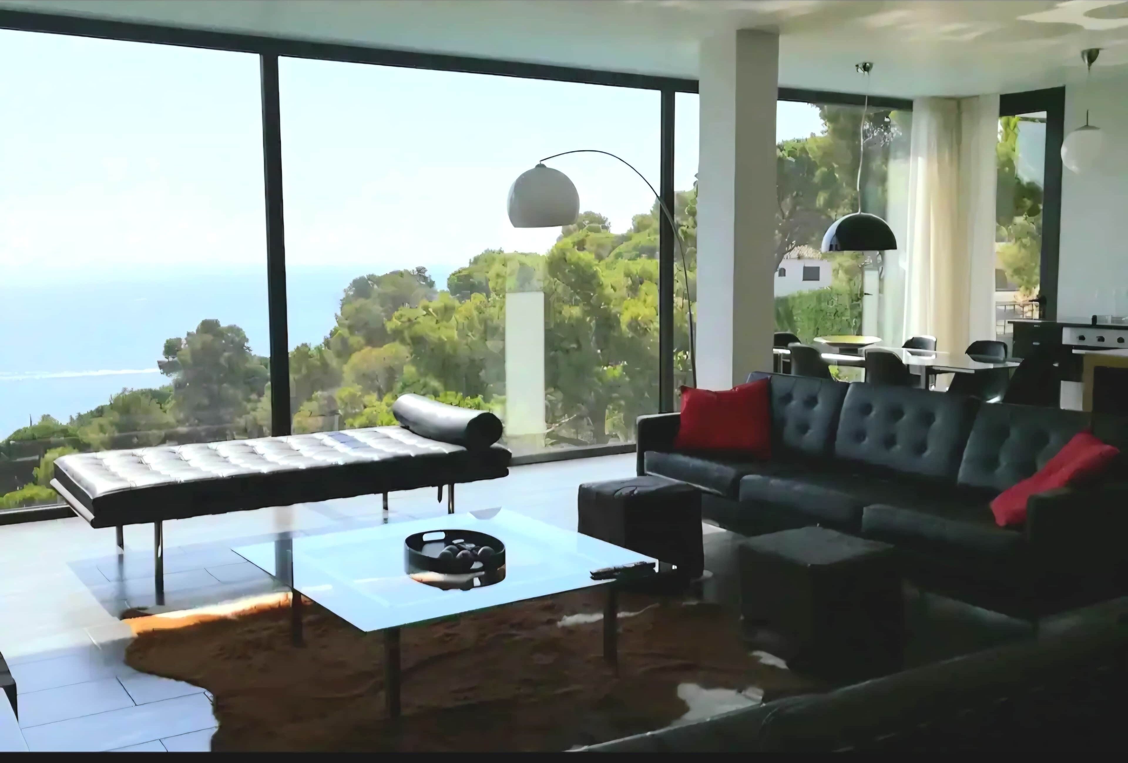 Screenshot 20251211 110851 Airbnb