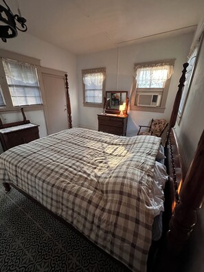 Bureau, fer et planche à repasser, Wi-Fi (supplément), literie fournie