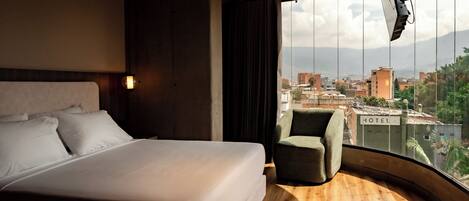 Superior kamer, uitzicht op stad | Een kluis op de kamer, gratis wifi
