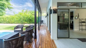 Outdoor dining - Casa Harmonia Modern Tropical Villa with Private Pool in Potrero (Potrero)