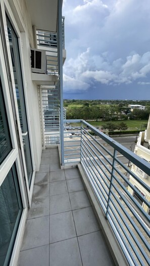 Property grounds - Family-Friendly Stay at One Madison Tower (Iloilo City)