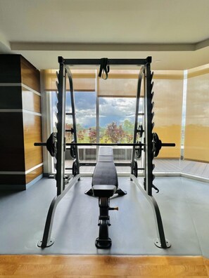 Fitness facility - Family-Friendly Stay at One Madison Tower (Iloilo City)