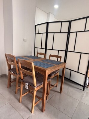 Standard Apartment | Dining room - Hostal Boutique Loto de Belen (Bogotá)