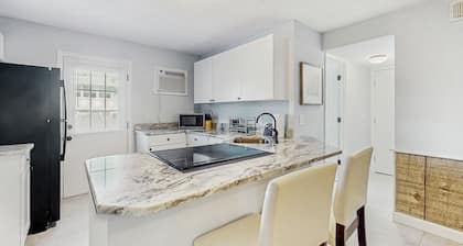 Dog-Friendly Quadruplex w/Snowbird Discounts and Private Beach Access