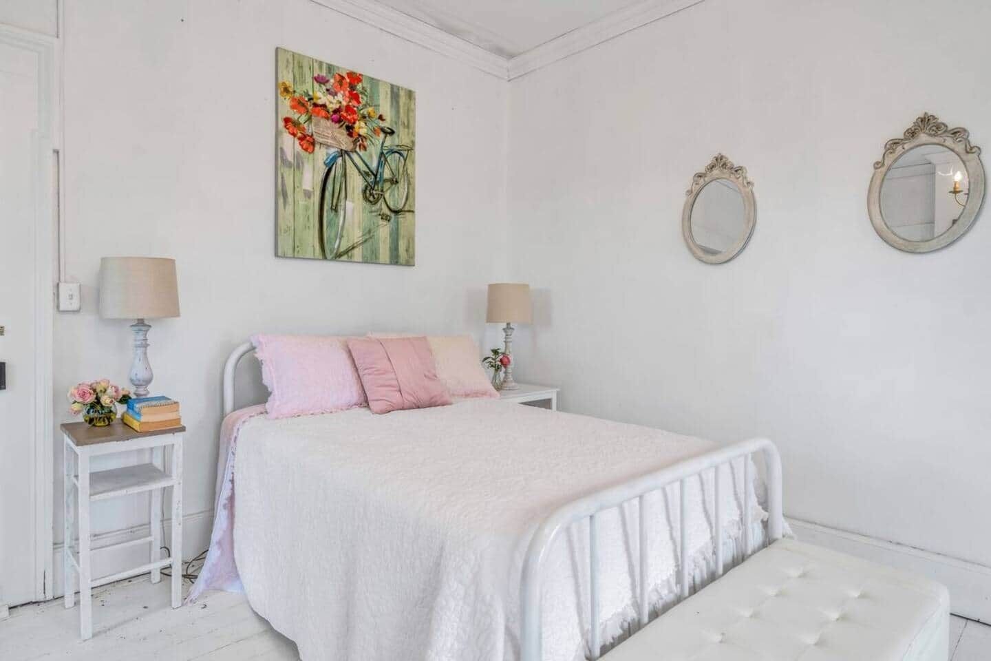 3 bedrooms, WiFi, bed sheets