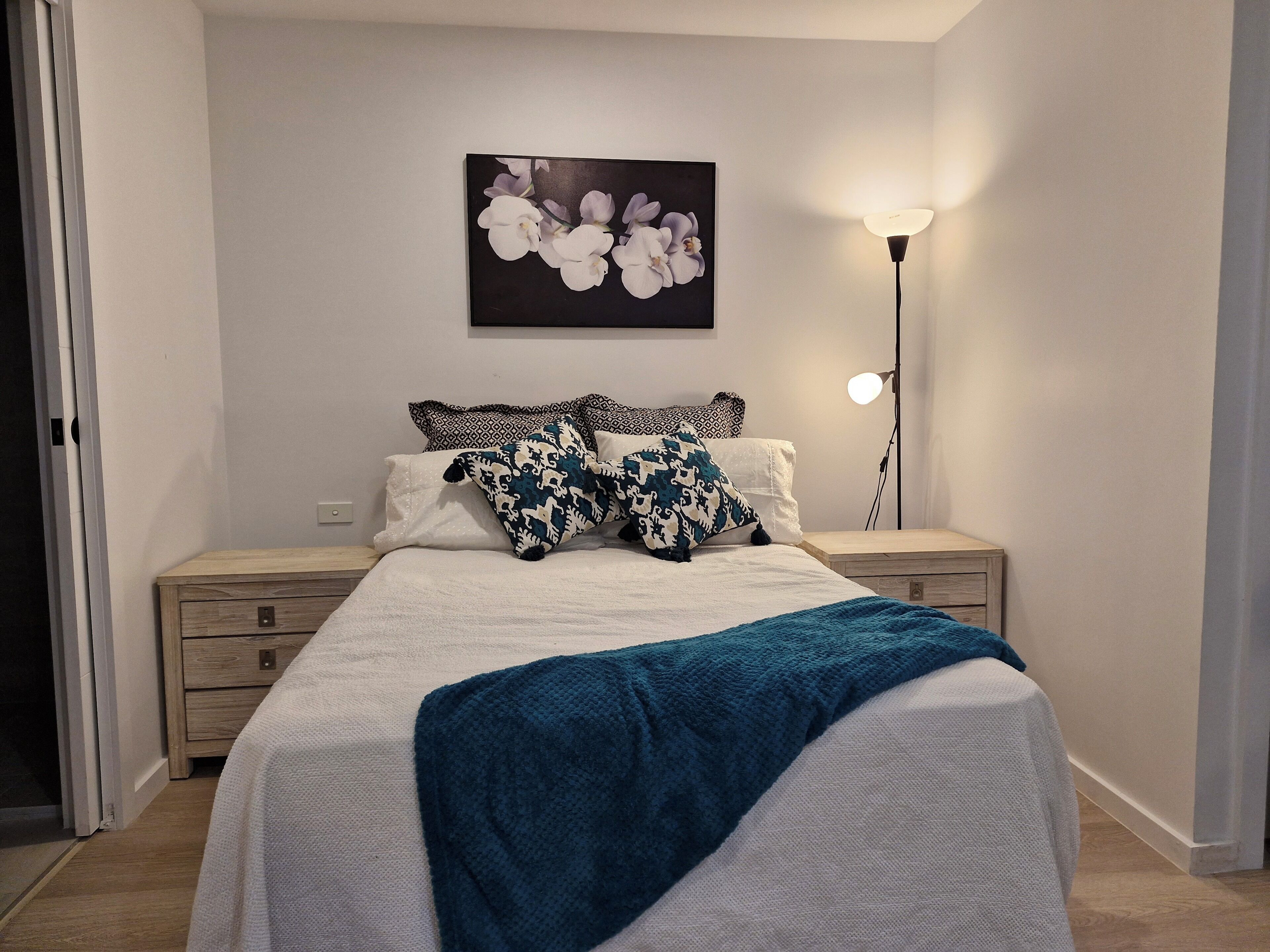 Bügeleisen/Bügelbrett, WLAN, Bettwäsche