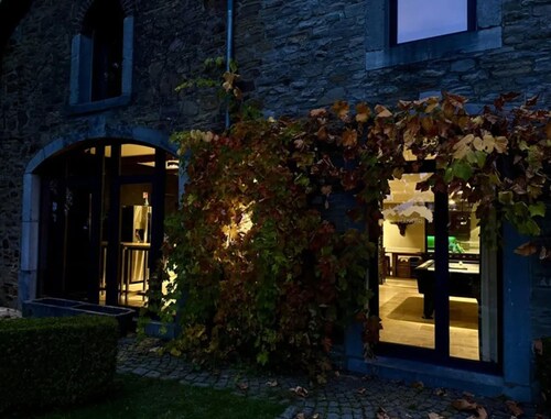 Le Manoir Nassogne - Luxury Stay for 10 With Pool