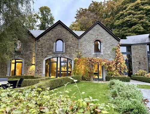 Le Manoir Nassogne - Luxury Stay for 10 With Pool