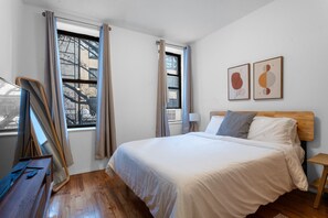 2 quartos, ferros/tábuas de passar roupa, Wi-Fi de cortesia