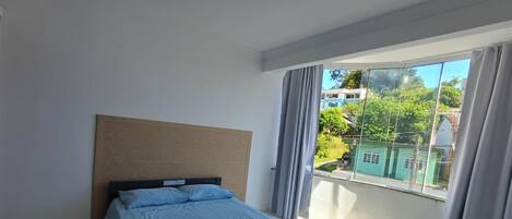 Casa família | 3 quartos, roupas de cama premium, individualmente decorados