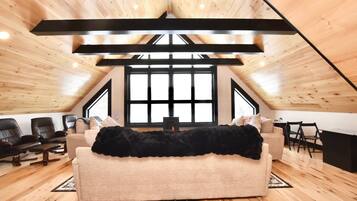 Älytelevisio, takka, videopelejä, musiikkikirjasto