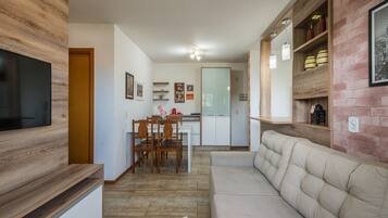 Basic Apartment | Living area