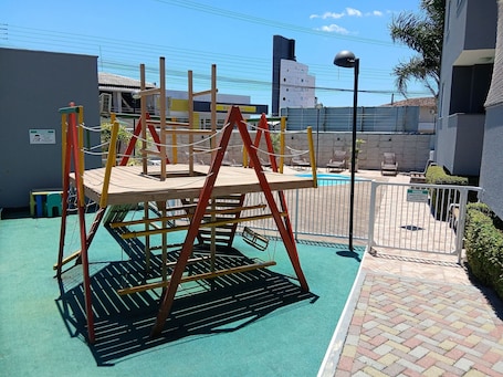 Basic Apartment | Children's area