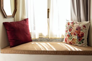 Deluxe Double Room | Interior