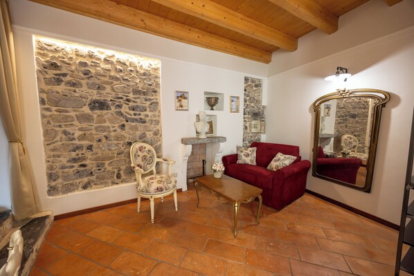 Deluxe Double Room | Interior