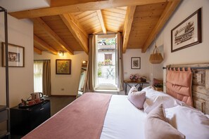 In-room safe, blackout curtains, soundproofing, iron/ironing board - La Corte del Governo 565 (Lezzeno)