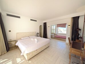 Bügeleisen/Bügelbrett, WLAN, Bettwäsche