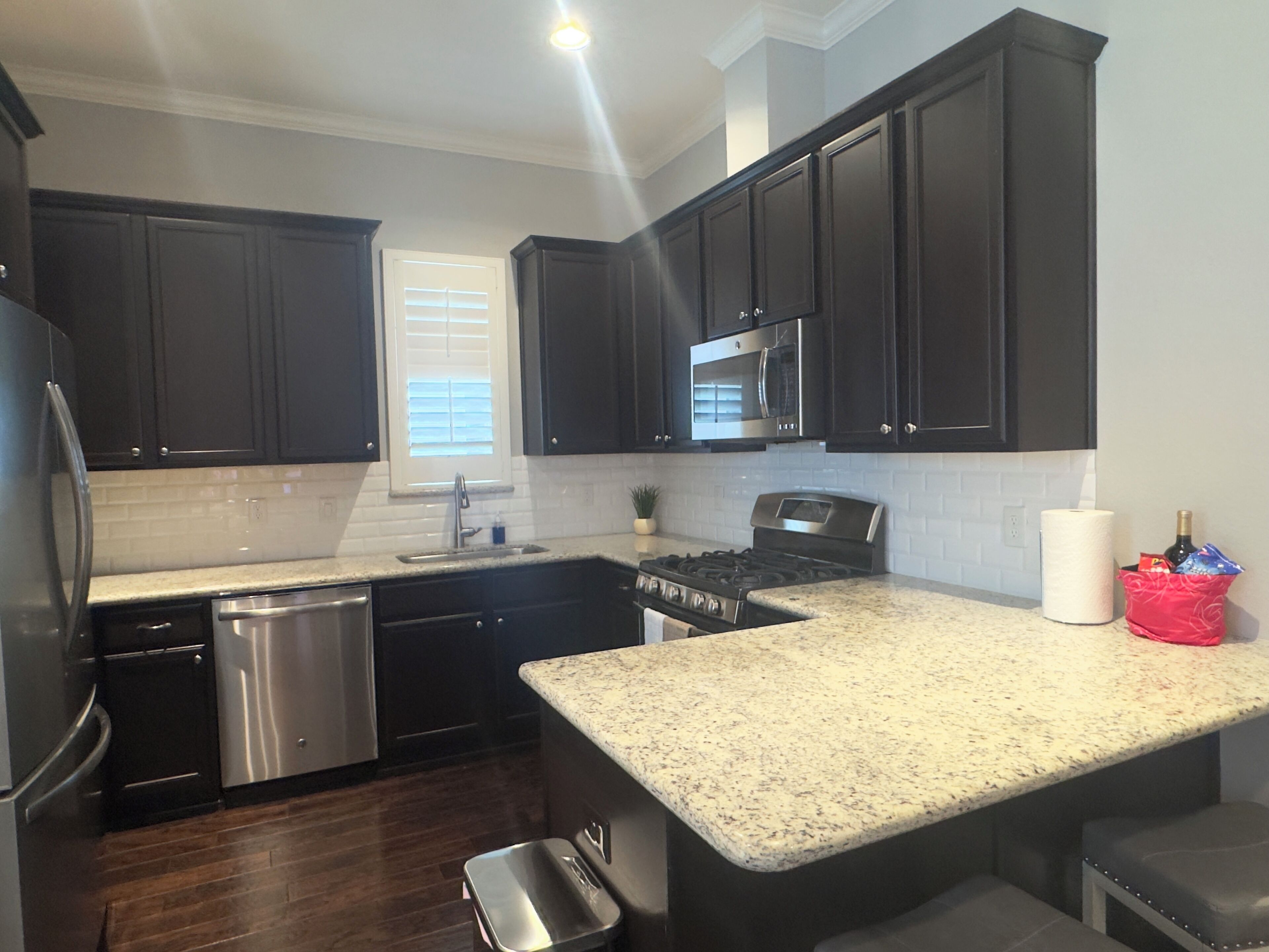 Microwave, oven, stovetop, dishwasher