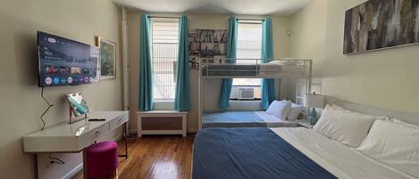 1 bedroom, iron/ironing board, travel cot, free WiFi