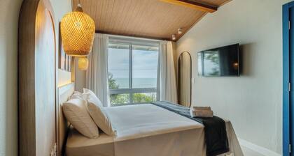 Beachfront Condominium in Morro das Pedras - Ftss