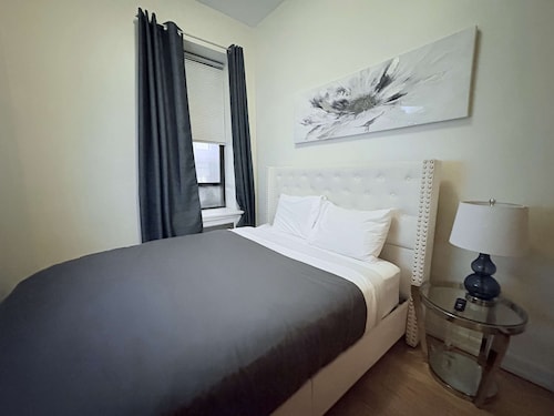 4 Beds Suite: Empire State Building