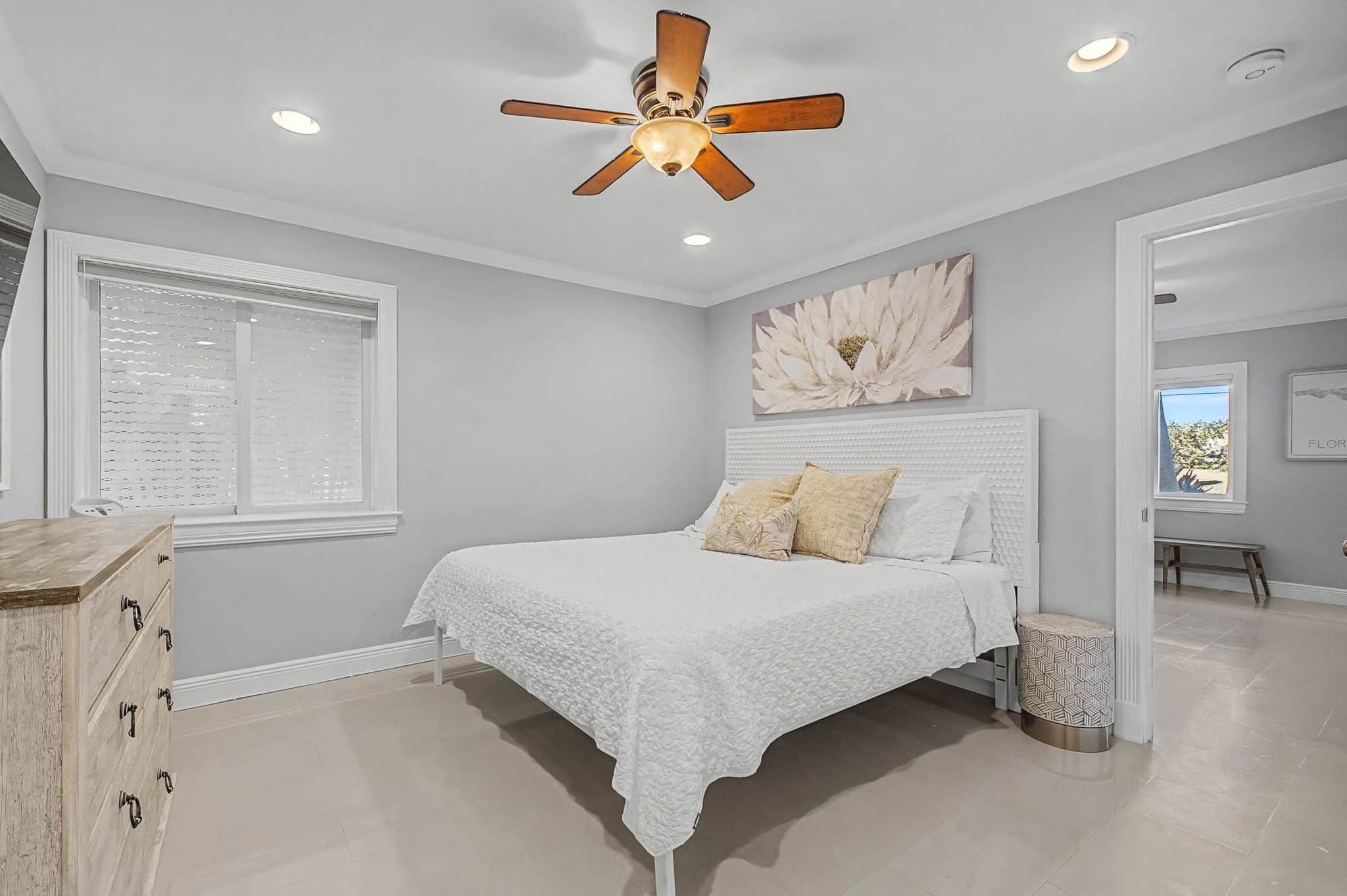 3 soverom, strykejern/-brett, wi-fi og sengetøy