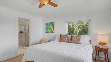 3 chambres, fer et planche à repasser, Wi-Fi, draps fournis