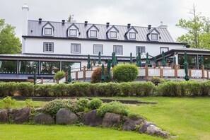 Terrace/patio - Auberge Willow Inn (Hudson)