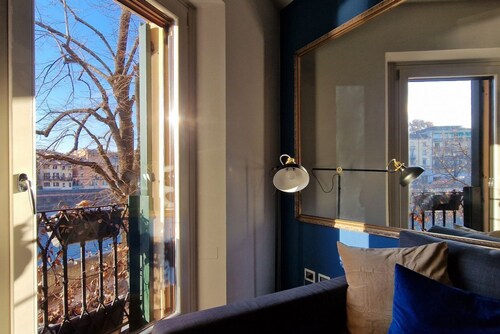 10' Piazza Erbe, Elegance in the Heart of Verona