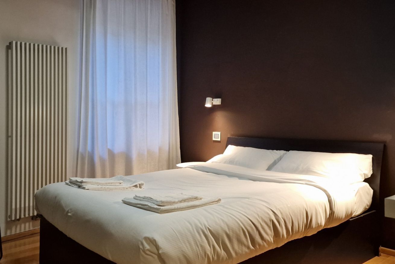 Fer et planche à repasser