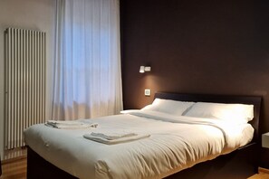 Iron/ironing board - 10' Piazza Erbe, Elegance in the Heart of Verona (Verona)